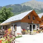 D'hote Passoud بيت ضيافة 2*